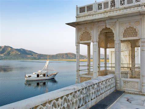  De Jag Mandir: Een Prachtig Paleis Met Romantische Zichten Op Het Pichola Meer!