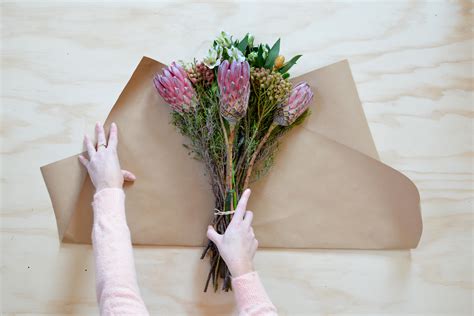 Where to Buy Flower Bouquet Wrapping Paper: Exploring the Art of Presentation and Beyond